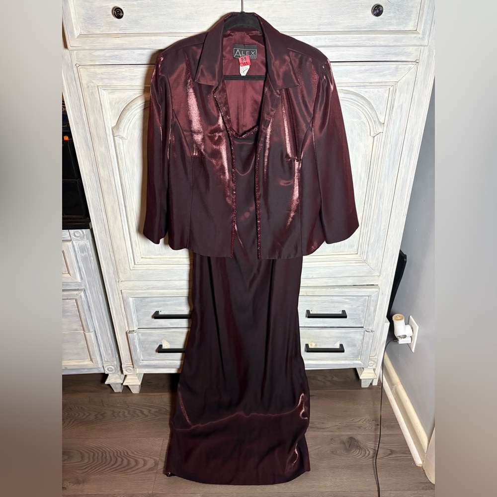 Vintage Burgundy Alex Evenings Beaded Evening Gown Dinner Jacket Elegant Formal‎
